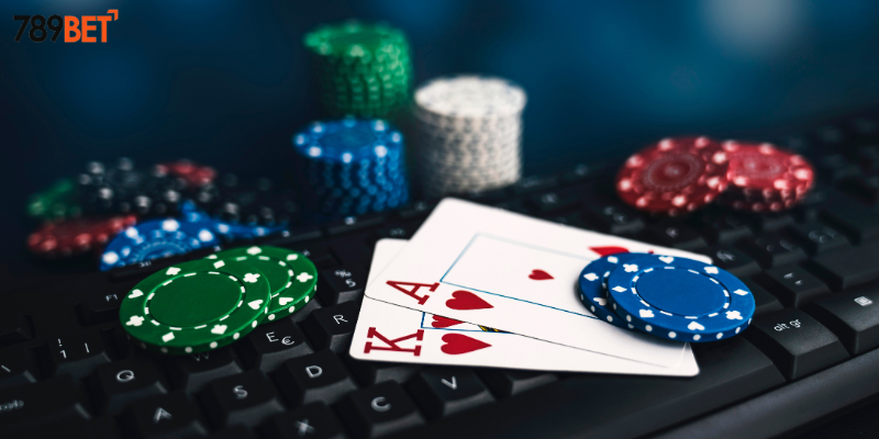 Các lá bài và cách tính điểm trong game